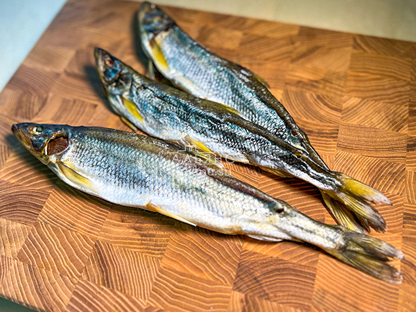 Корюшка без икры вяленая ГОСТ (крупная) в Южно-Сахалинске