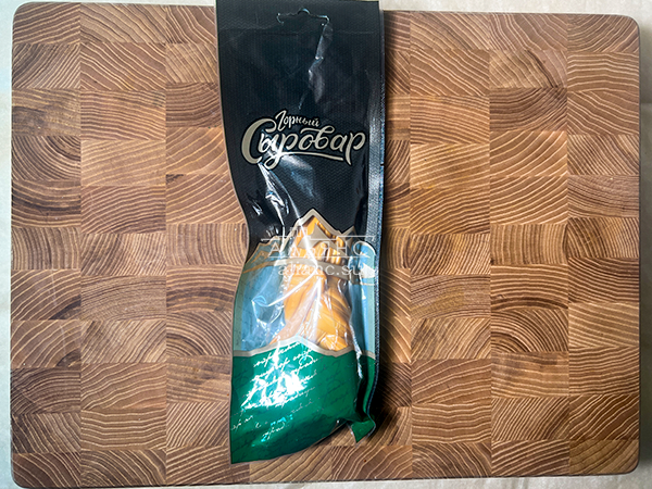 Сыр 100 гр ГОРНЫЙ СЫРОВАР (Косичка копчёная) в Южно-Сахалинске