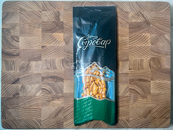 Сыр 60 гр ГОРНЫЙ СЫРОВАР (Бочонок копчёный с аджикой) в Южно-Сахалинске