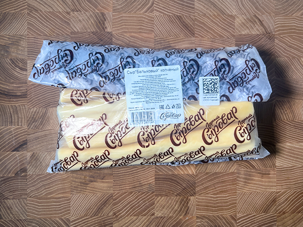 Сыр 1 кг ГОРНЫЙ СЫРОВАР (Балыковый копчёный) в Южно-Сахалинске